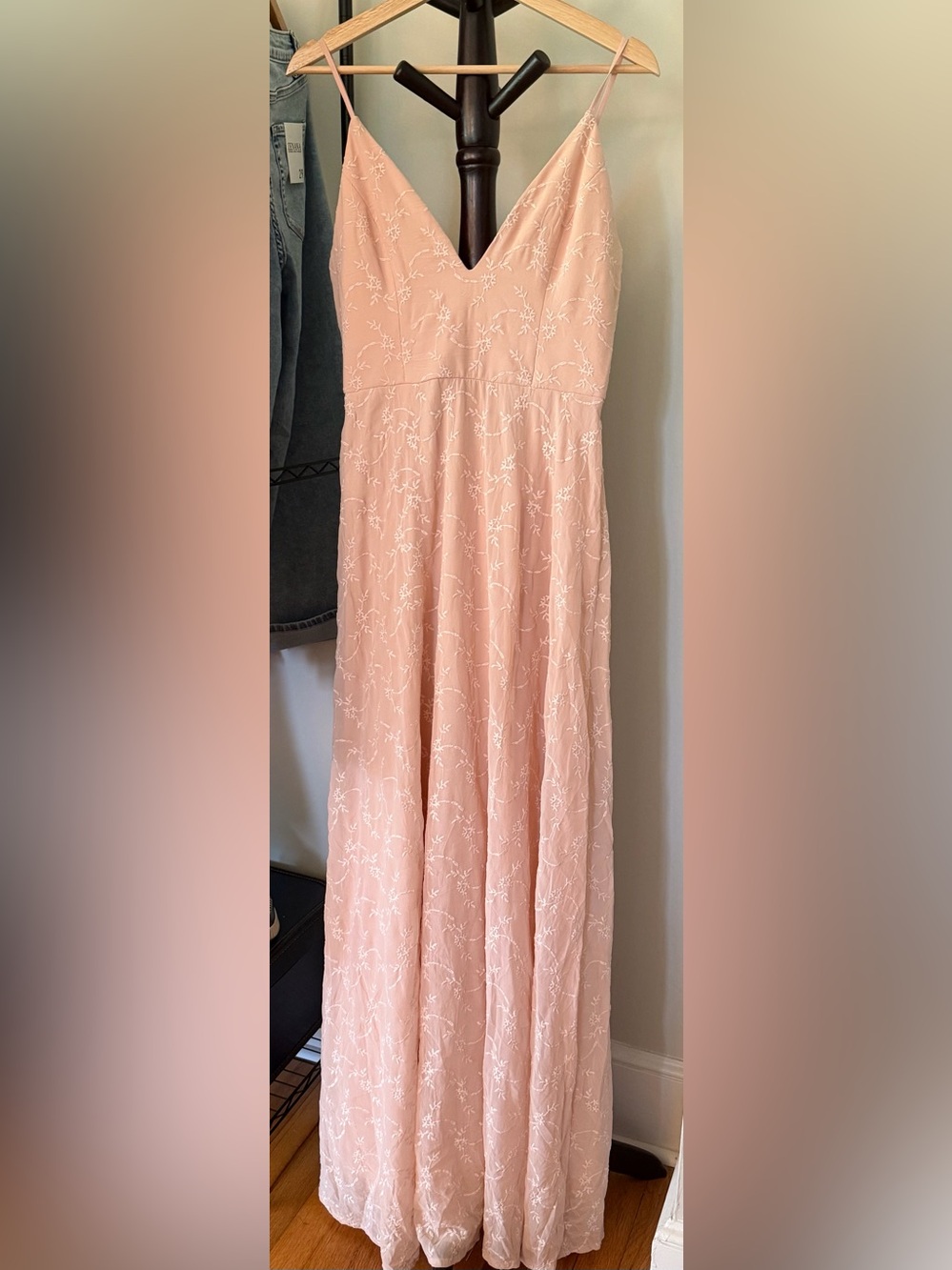 Women's Maniju  Blush Pink V-Neck Formal Dress Size Medium New with tags
